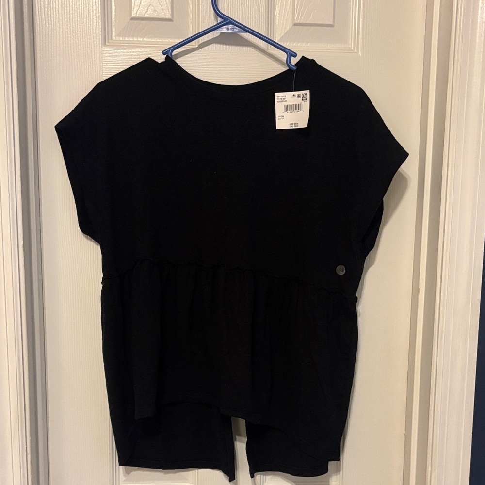 American Eagle Women's Black Top